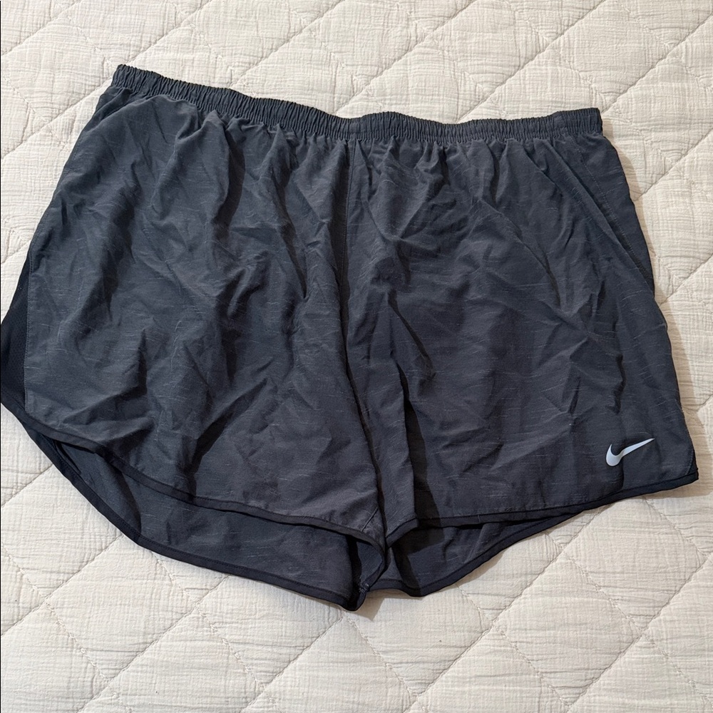 Nike Women's Charcoal Athletic Shorts